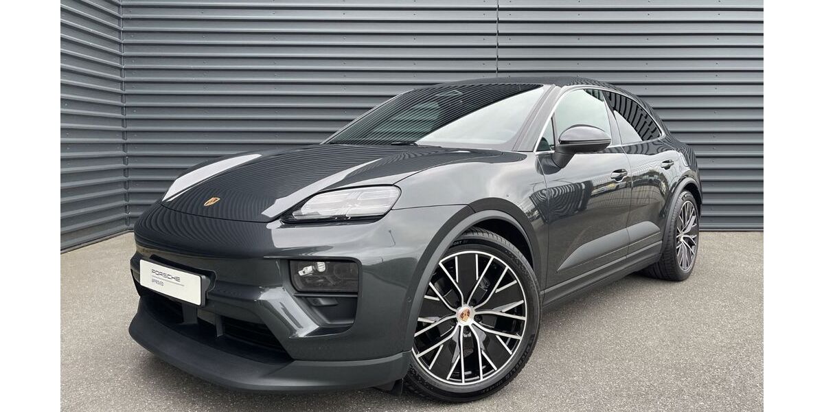 Porsche Macan 8.990 km 81.750 &euro; Papendorf 18059