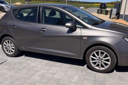 Seat Ibiza 176.000 km 5.299 &euro; Herzogenaurach 91074