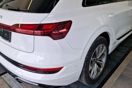 Audi e-tron 89.000 km 31.970 &euro; Helmstedt 38350