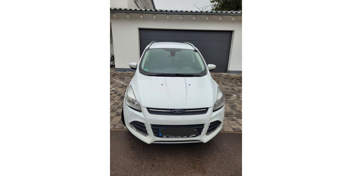 Ford Kuga 124.000 km 8.200 &euro; Stetten am kalten Markt 72510