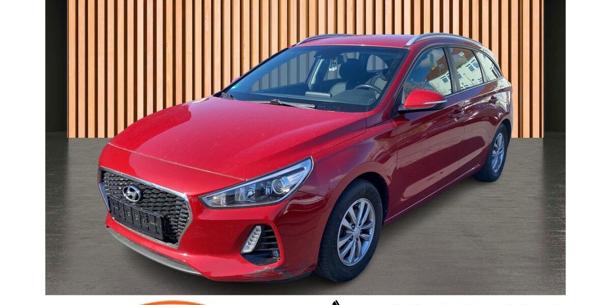 Hyundai i30 110.000 km 8.980 &euro; Dresden 01328