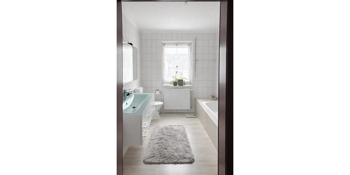 Reihenhaus Bad Hersfeld - 4 Zimmer, 122 m&sup2;, 259.000&euro; | Angebot:26926537