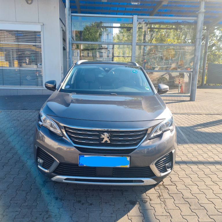 Peugeot 5008 198.000 km 12.900 € Blankenfelde-Mahlow 15831