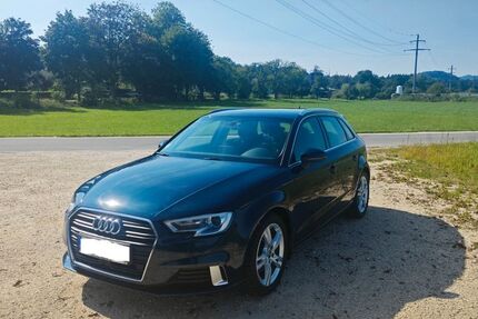 Audi A3 90.000 km 16.500 &euro; Rielasingen 78239