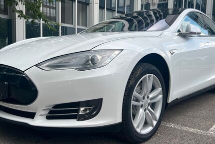 Tesla Model S 238.270 km 21.970 &euro; München 81677