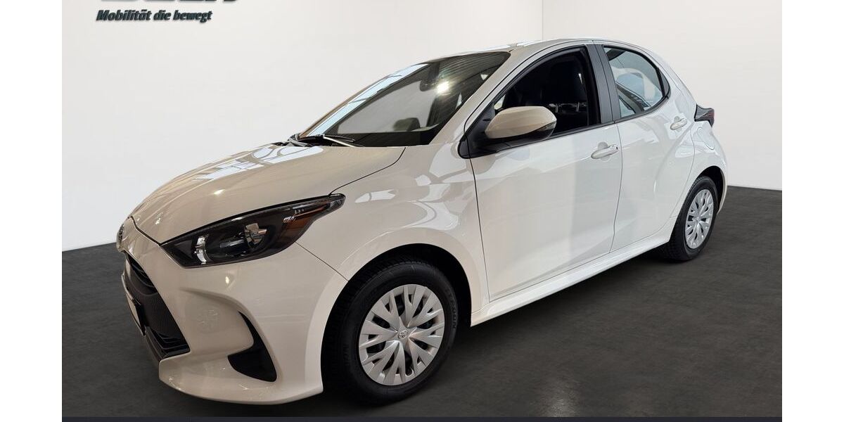Toyota Yaris 27.650 km 14.870 &euro; Friedrichshafen 88046