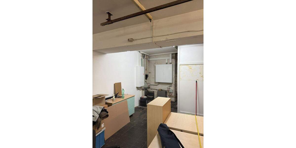 Gewerbefläche mit Rolltor & Starkstrom - Hemer-Deilinghofen zimmer
