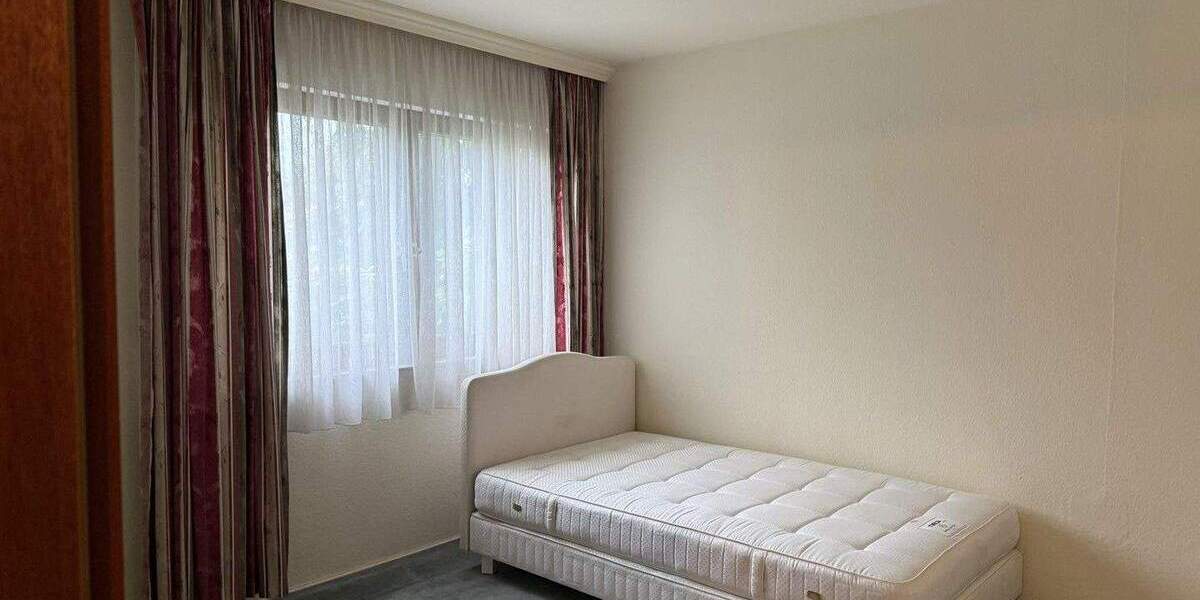 Reihenmittelhaus Bonn Muffendorf - 7 Zimmer, 222 m&sup2;, 665.000&euro; | Angebot:25747696