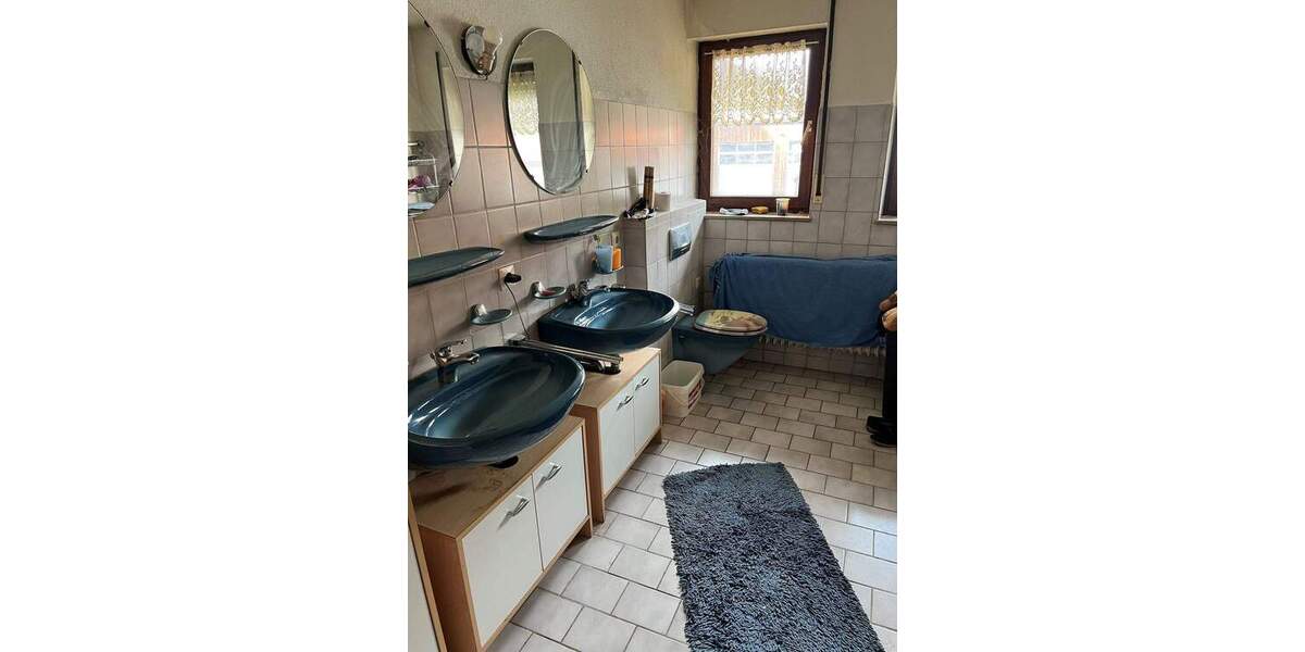 Mehrfamilienhaus, Wohnhaus Meßstetten Oberdigisheim - 7 Zimmer, 202 m&sup2;, 245.000&euro; | Angebot:25775849