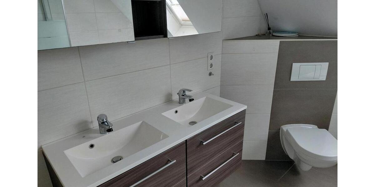 Einfamilienhaus Bischofswerda - 7 Zimmer, 200 m&sup2;, 490.000&euro; | Angebot:24441198