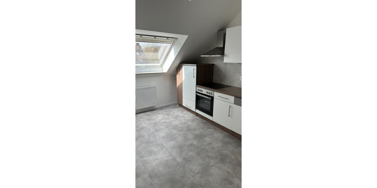 Dachgeschoßwohnung Bad Sassendorf - 2 Zimmer, 39 m&sup2;, 400&euro; | Angebot:26038760