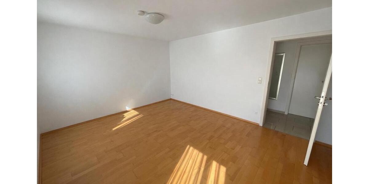 Bungalow Bietigheim-Bissingen Bissingen - 6 Zimmer, 140 m&sup2;, 2.600&euro; | Angebot:25984966