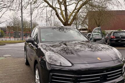 Porsche Cayenne 132.000 km 41.850 &euro; Krefeld 47800