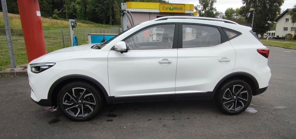 MG ZS 32.000 km 17.300 &euro; Lohmar 53797