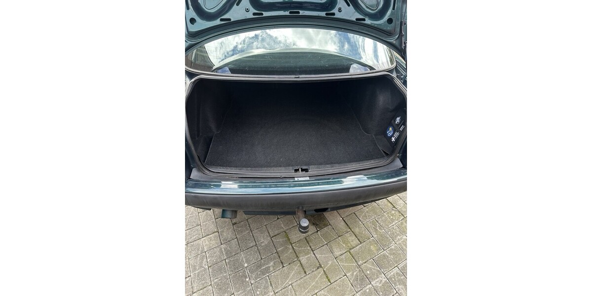 Audi 80 127.798 km 4.000 &euro; Aurich 26603