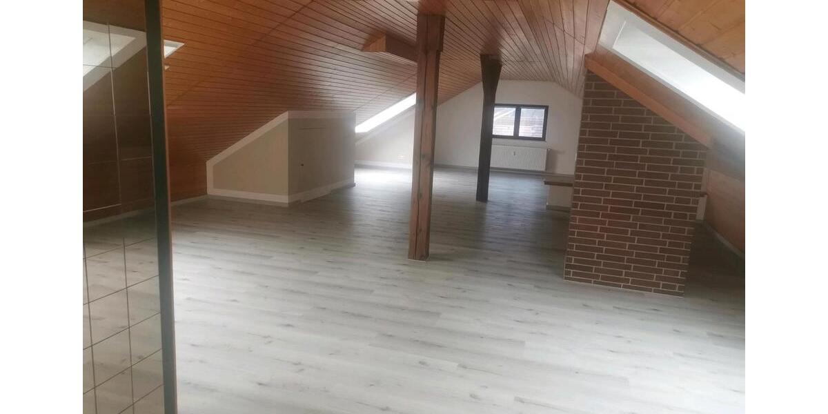 Dachgeschoßwohnung Jockgrim - 1 Zimmer, 65 m&sup2;, 790&euro; | Angebot:26238640