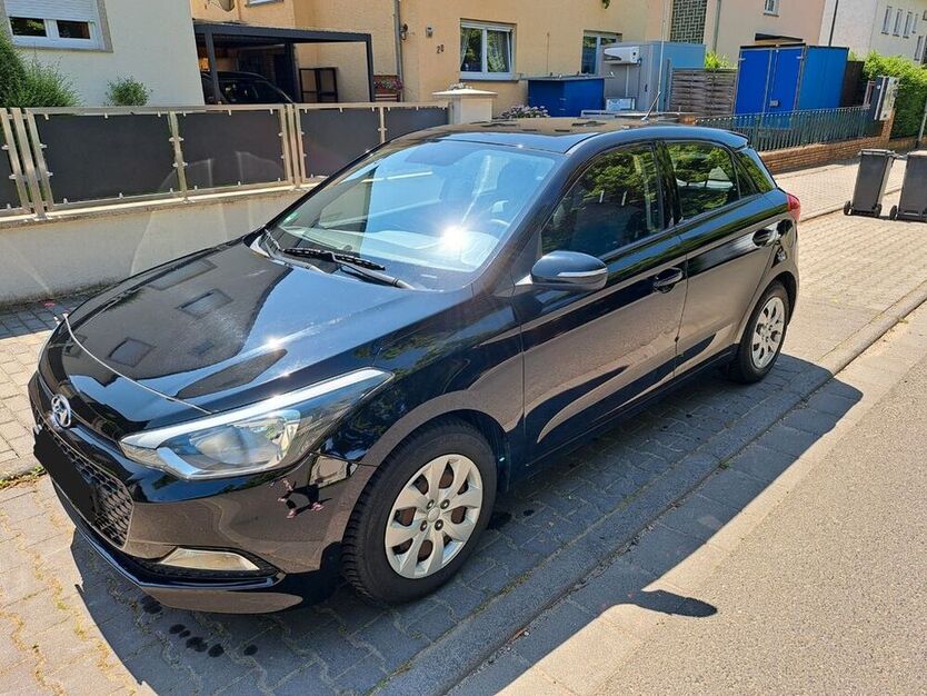 i20