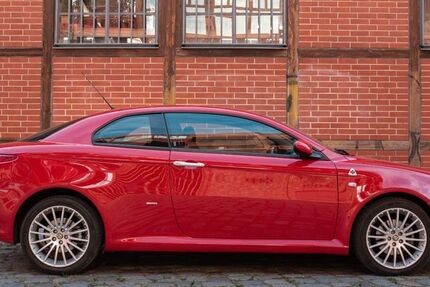 Alfa Romeo GT 61.500 km 12.499 &euro; Berlin 10965