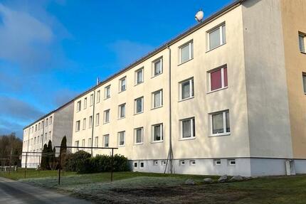 Wohnung Stavenhagen - 2 Zimmer, 55 m&sup2;, 275&euro; | Angebot:26380501