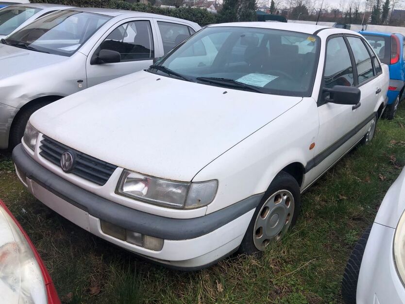 VW Passat 195.000 km 1.288 € Wiesloch 69168