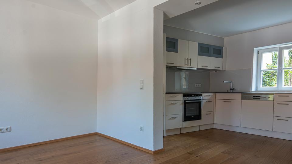Reihenhaus Landshut - 4 Zimmer, 100 m&sup2;, 1.300&euro; | Angebot:26346349