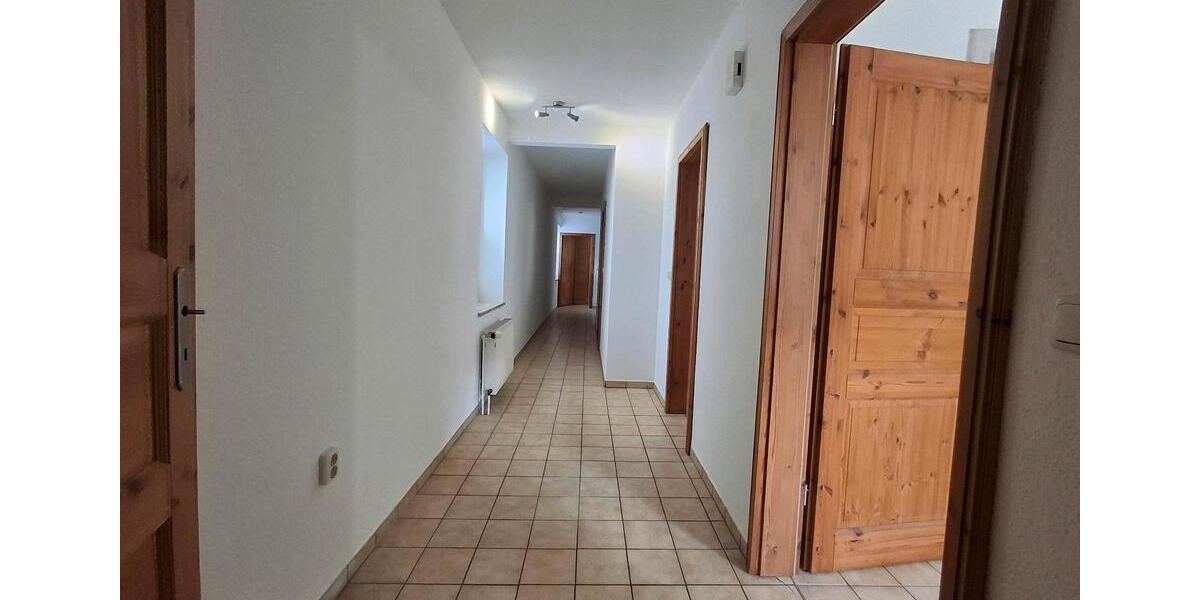 Einfamilienhaus Heide - 4 Zimmer, 120 m&sup2;, 1.250&euro; | Angebot:26122575