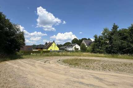 Grundstück zu verkaufen in Brand-Erbisdorf Langenau 139.000 € 3943 m²