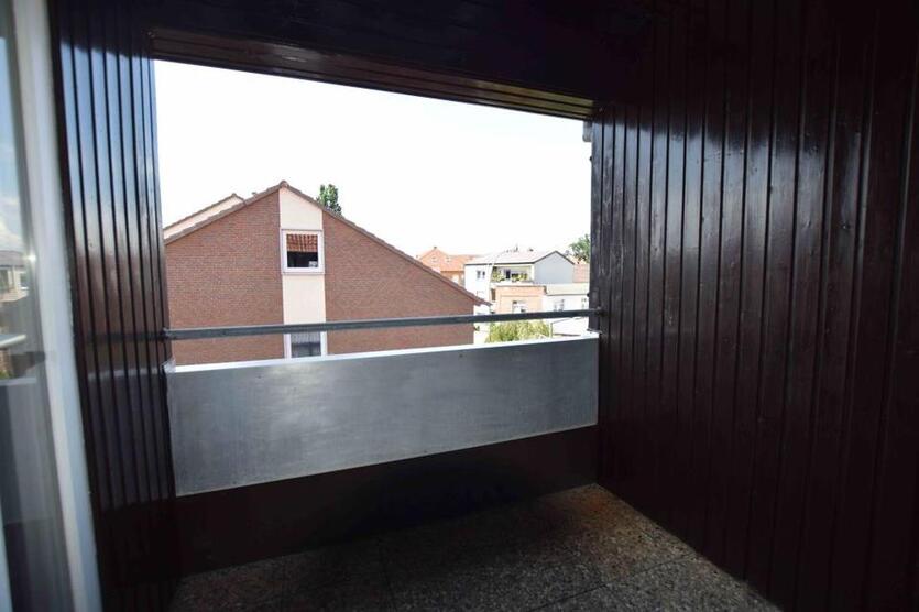 ***2 ZKB Balkon im Zentrum***Öffentlich gefördert***mit Wohnberechtigungsschein*** zimmer