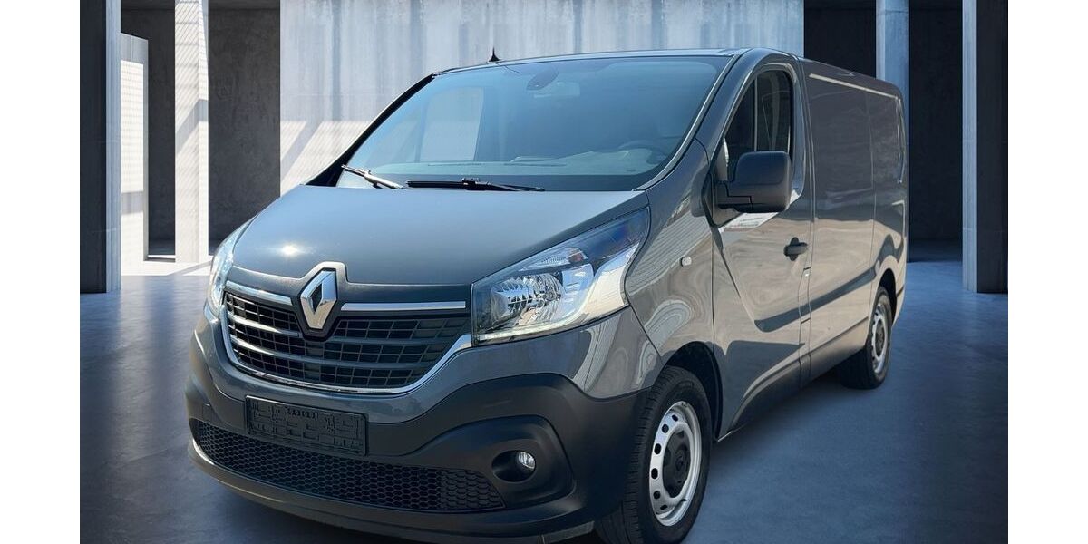 Renault Trafic 74.967 km 21.990 &euro; Hamburg 20537