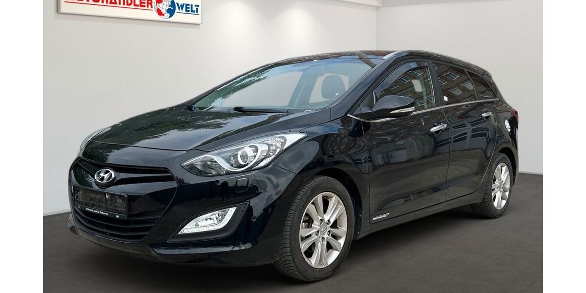 Hyundai i30 101.120 km 4.999 &euro; Berlin 12681