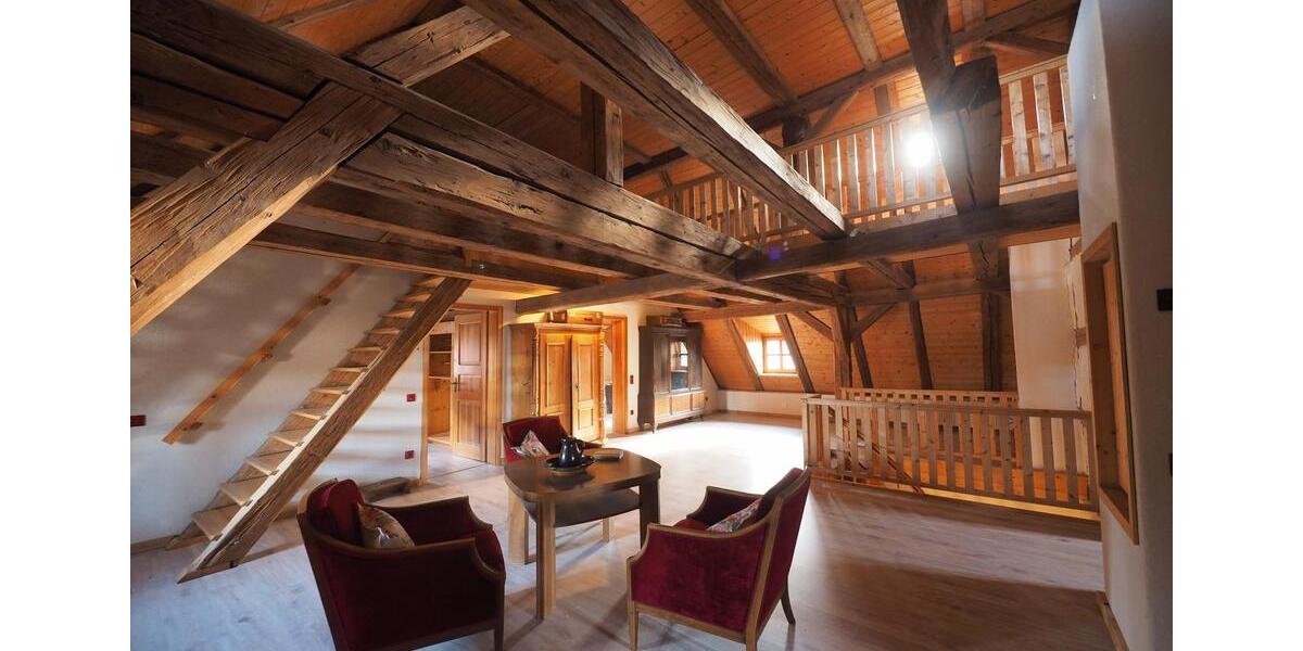 Einfamilienhaus Mühlhausen - 8 Zimmer, 520 m&sup2;, 929.000&euro; | Angebot:26051316