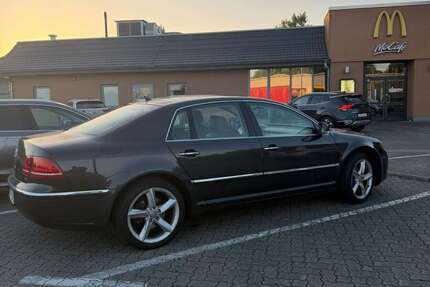 VW Phaeton 202.000 km 6.900 &euro; Berlin 13347