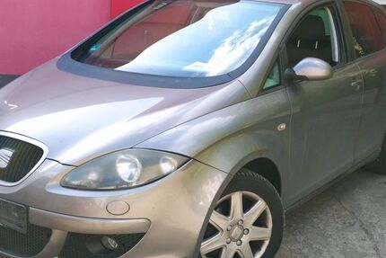 Seat Altea 143.257 km 1.500 &euro; Berlin 10317