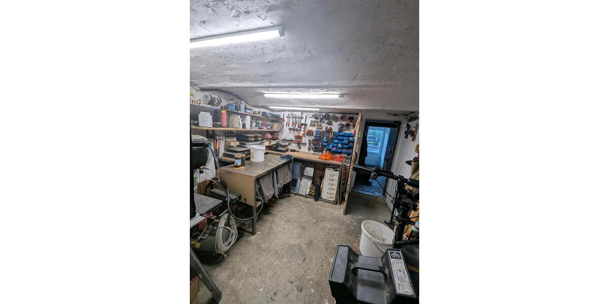 Doppelhaushälfte Schwalmstadt - 5.5 Zimmer, 100 m&sup2;, 165.000&euro; | Angebot:27068608