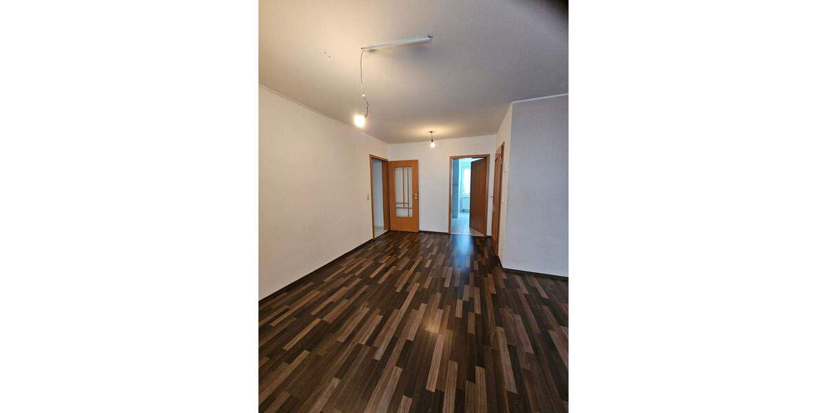 Etagenwohnung Neustadt - 3 Zimmer, 87 m&sup2;, 165.000&euro; | Angebot:25770022