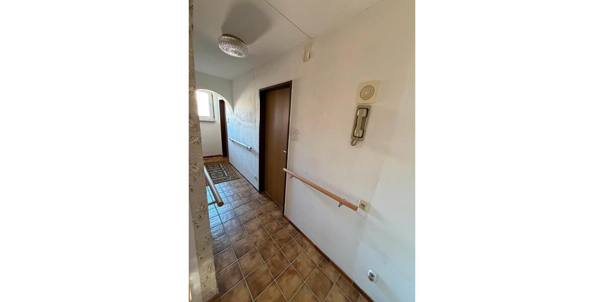 Einfamilienhaus Marktredwitz - 8 Zimmer, 132 m&sup2;, 114.900&euro; | Angebot:25324190