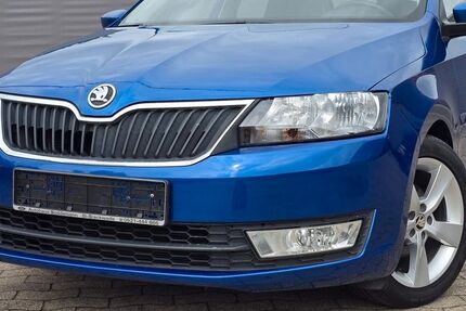 Skoda Rapid 103.300 km 7.499 &euro; Versmold 33775