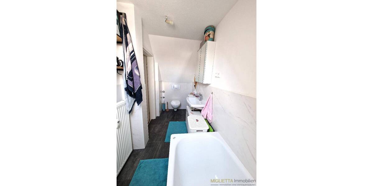 Renditestarkes Mehrfamilienhaus in gepflegtem Zustand in Mannheim Neckarau - Mehrfamilienhaus, Wohnhaus Mannheim Neckarau | Angebot:26572672