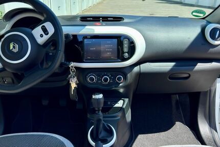 Renault Twingo 68.700 km 8.500 &euro; Reutlingen 72766