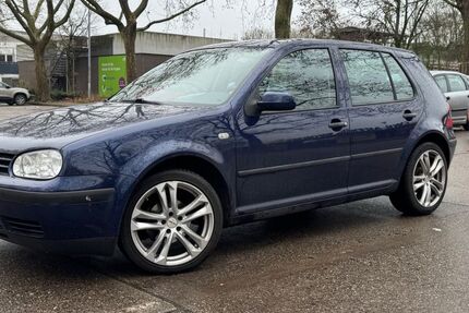 VW Golf 213.000 km 2.699 &euro; Worms 67547