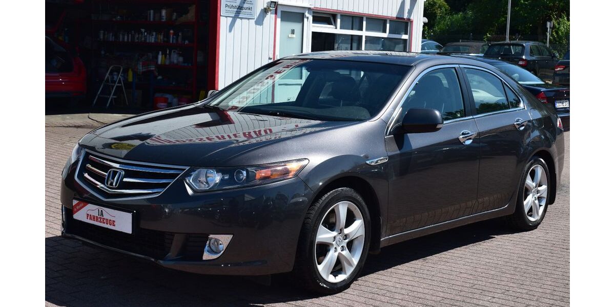 Honda Accord 152.500 km 9.900 &euro; Worbis 37339