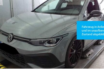 VW Golf 52.611 km 32.930 &euro; Stuttgart-Wangen 70188