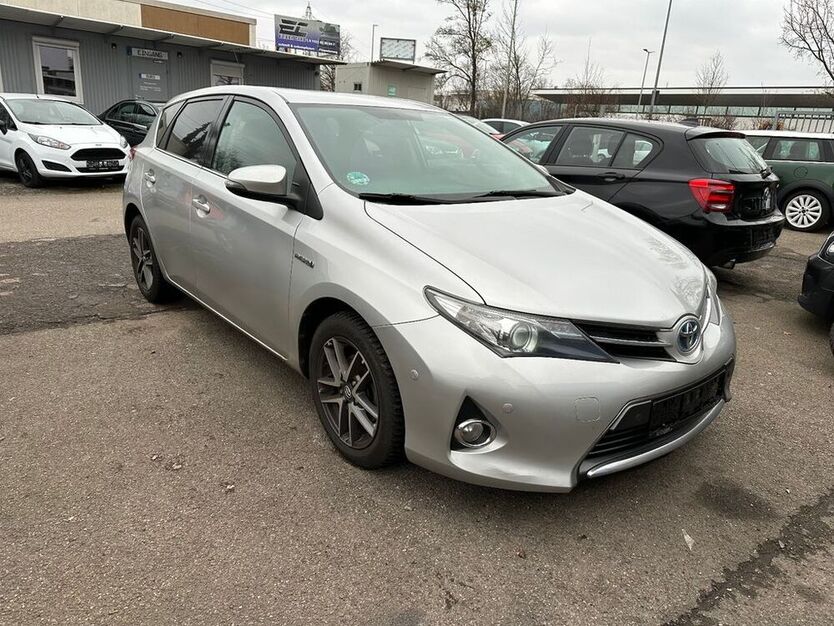 Auris