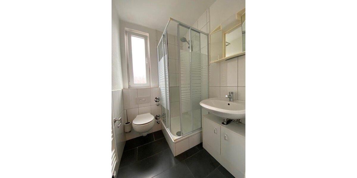 Dachgeschoßwohnung Steinheim - 2 Zimmer, 35 m&sup2;, 240&euro; | Angebot:26285673