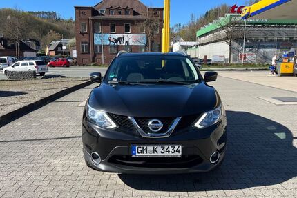 Nissan Qashqai 219.500 km 8.475 &euro; Gummersbach 51645