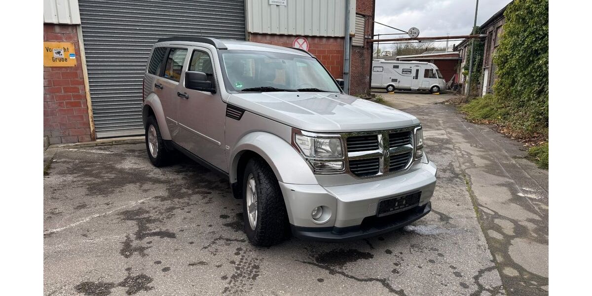 Dodge Nitro 227.352 km 2.690 &euro; Bottrop 46240