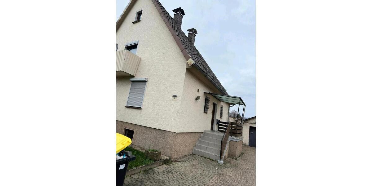 Einfamilienhaus Bodenwerder - 4 Zimmer, 120 m&sup2;, 850&euro; | Angebot:26401980