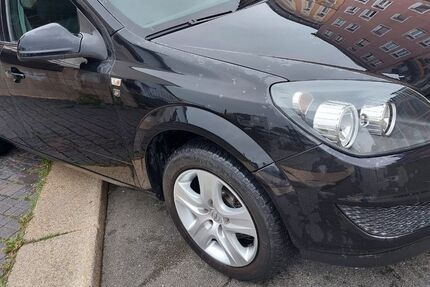 Opel Astra 168.500 km 2.899 € Plauen 08523