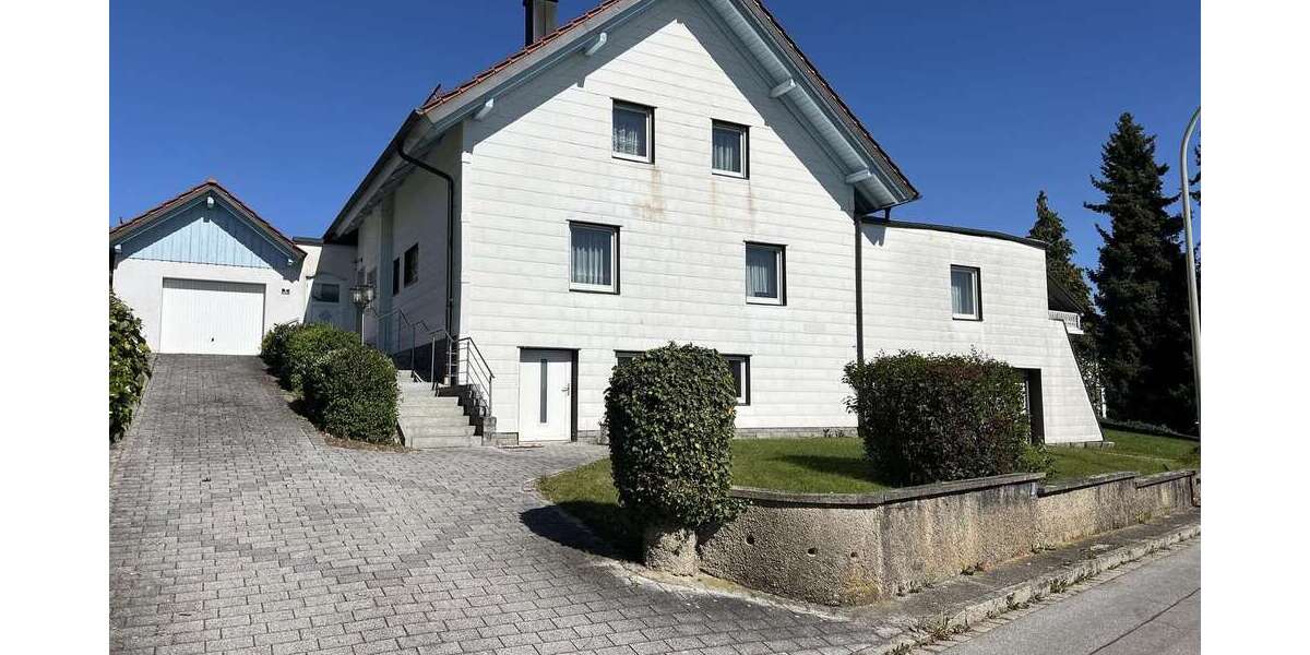 Einfamilienhaus Fürstenzell - 9 Zimmer, 211 m&sup2;, 340.000&euro; | Angebot:26856706