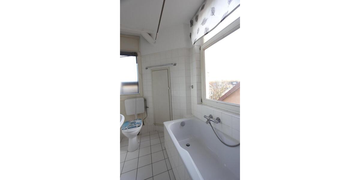 PRIVAT > PRIVAT : 5-ZI PENTHOUSE, 145QM, EBK | 30161 TOP LAGE 5 zimmer